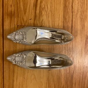Badgley Mischika silver Carrie heels